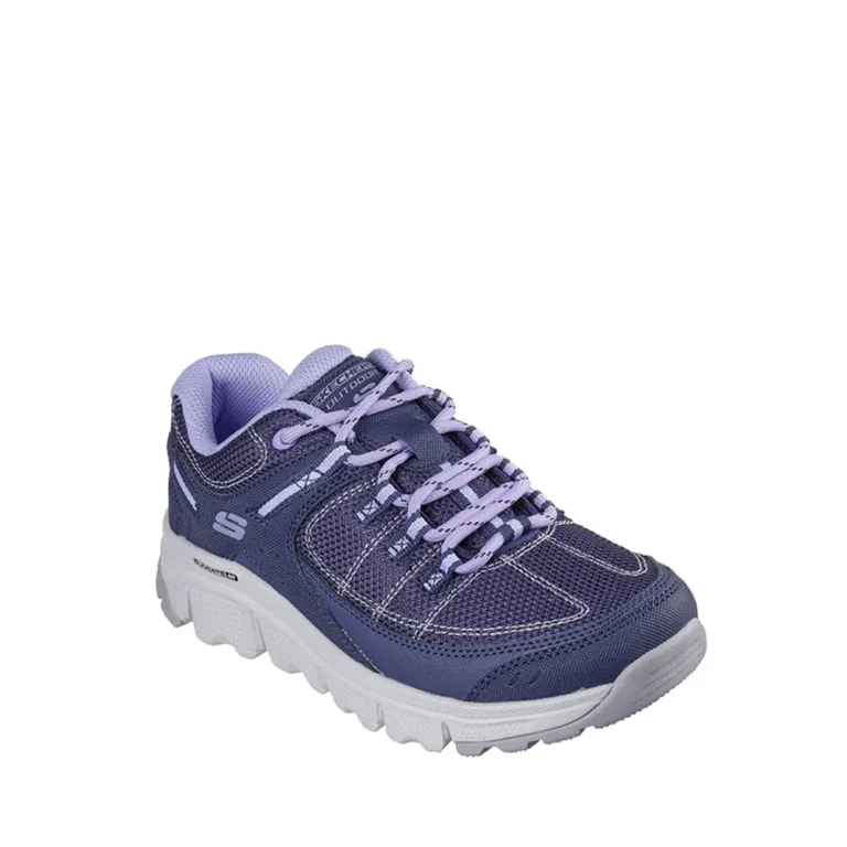 Skechers Summit Women’s Sneaker: Sepatu Stylish dan Nyaman untuk Aktivitas Sehari-hari