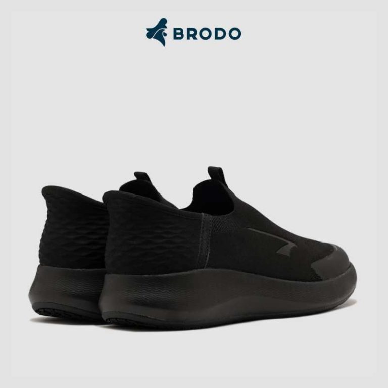 Sepatu Brodo Arte Slip-On Full Black: Pilihan Terbaik untuk Gaya Elegan